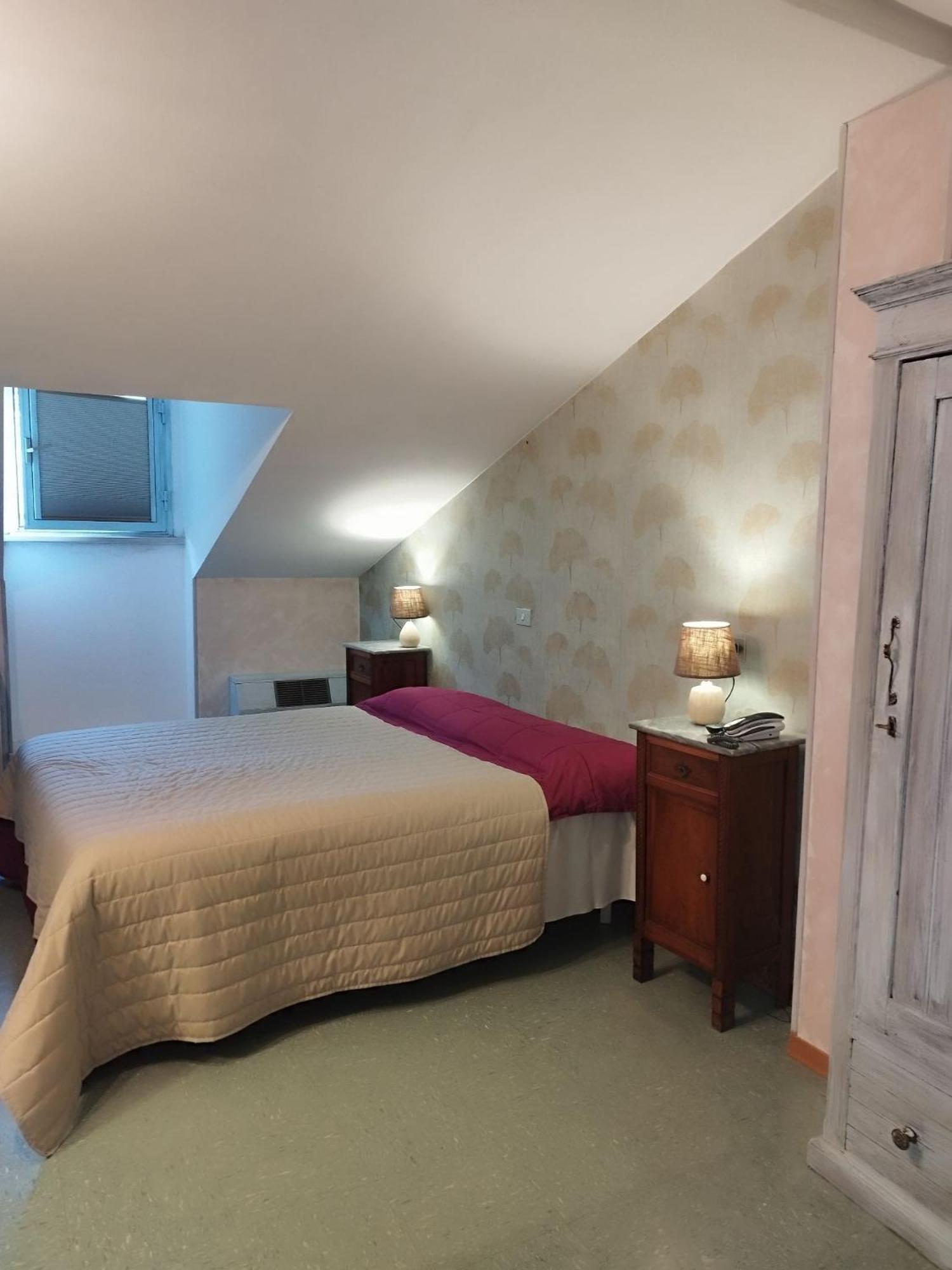 Hotel Pineta Ristorante Country House In Fabriano Campodonico  Екстериор снимка