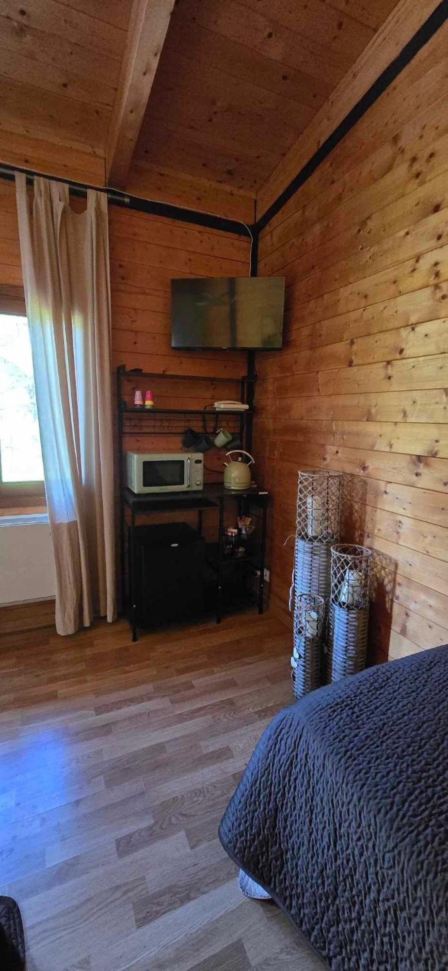 Hotel Pineta Ristorante Country House In Fabriano Campodonico  Екстериор снимка